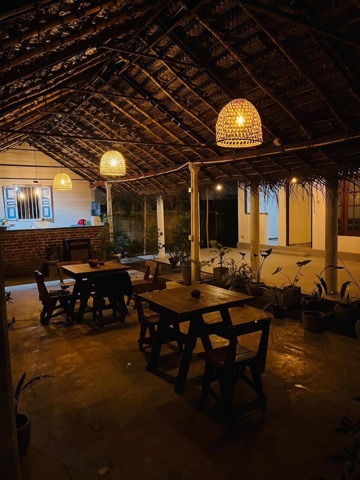 Avalon Appartement Weligama Buitenkant foto