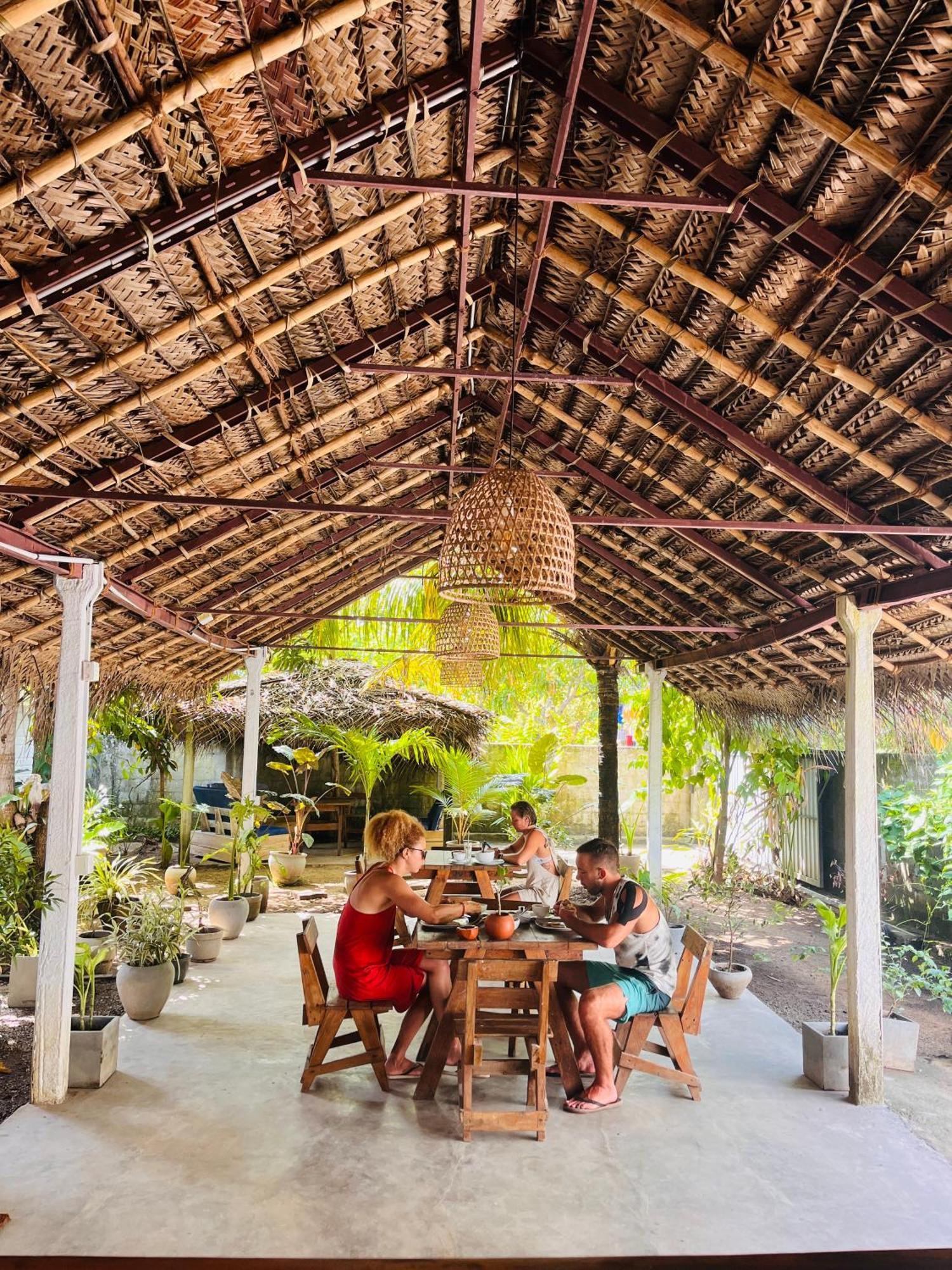 Avalon Appartement Weligama Buitenkant foto