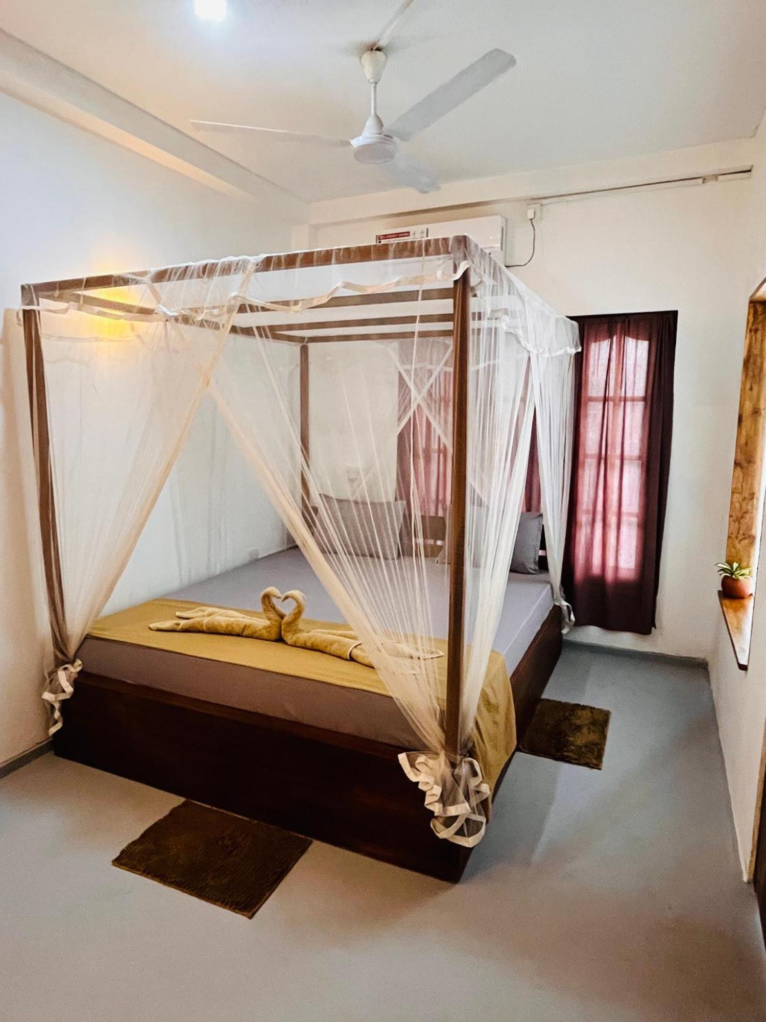 Avalon Appartement Weligama Buitenkant foto